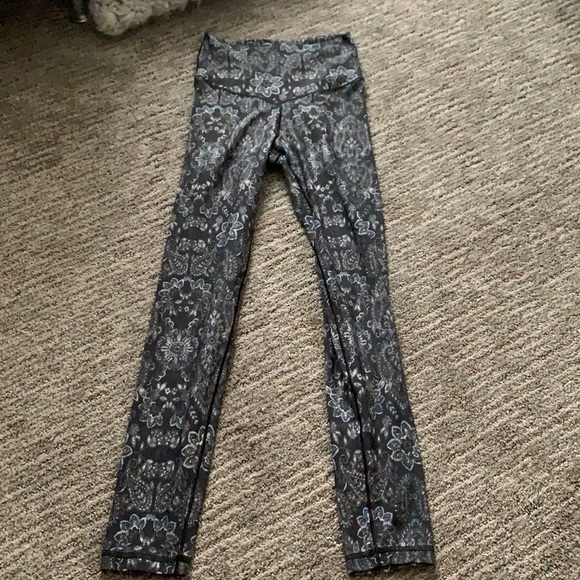 Aerie Leggings!! Size small - Picture 1 of 3